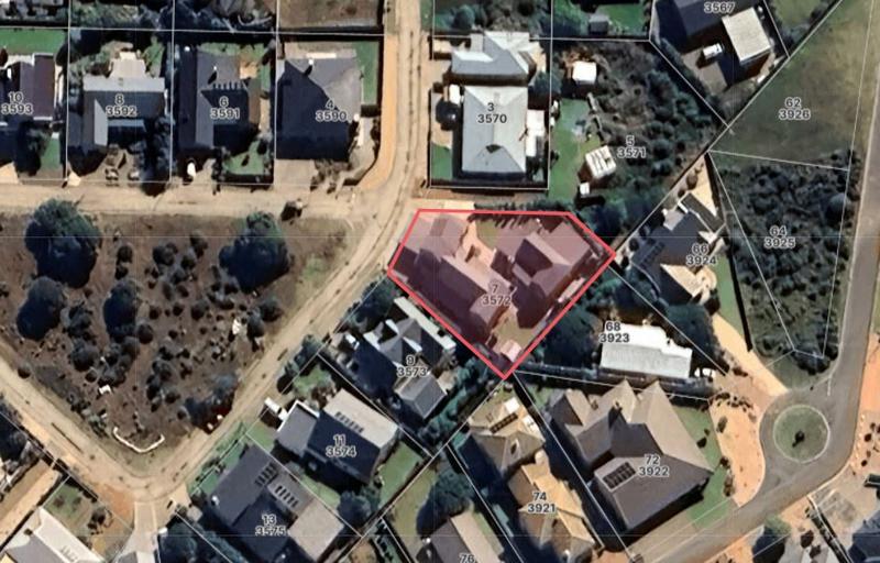 6 Bedroom Property for Sale in Stilbaai Wes Western Cape